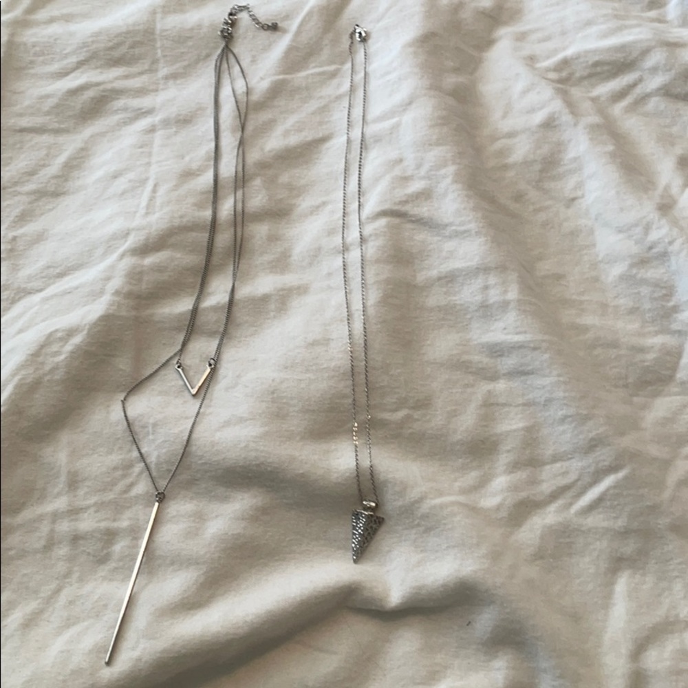 THREE silver necklaces Layered,arrowhead & crystal - Picture 4 of 6